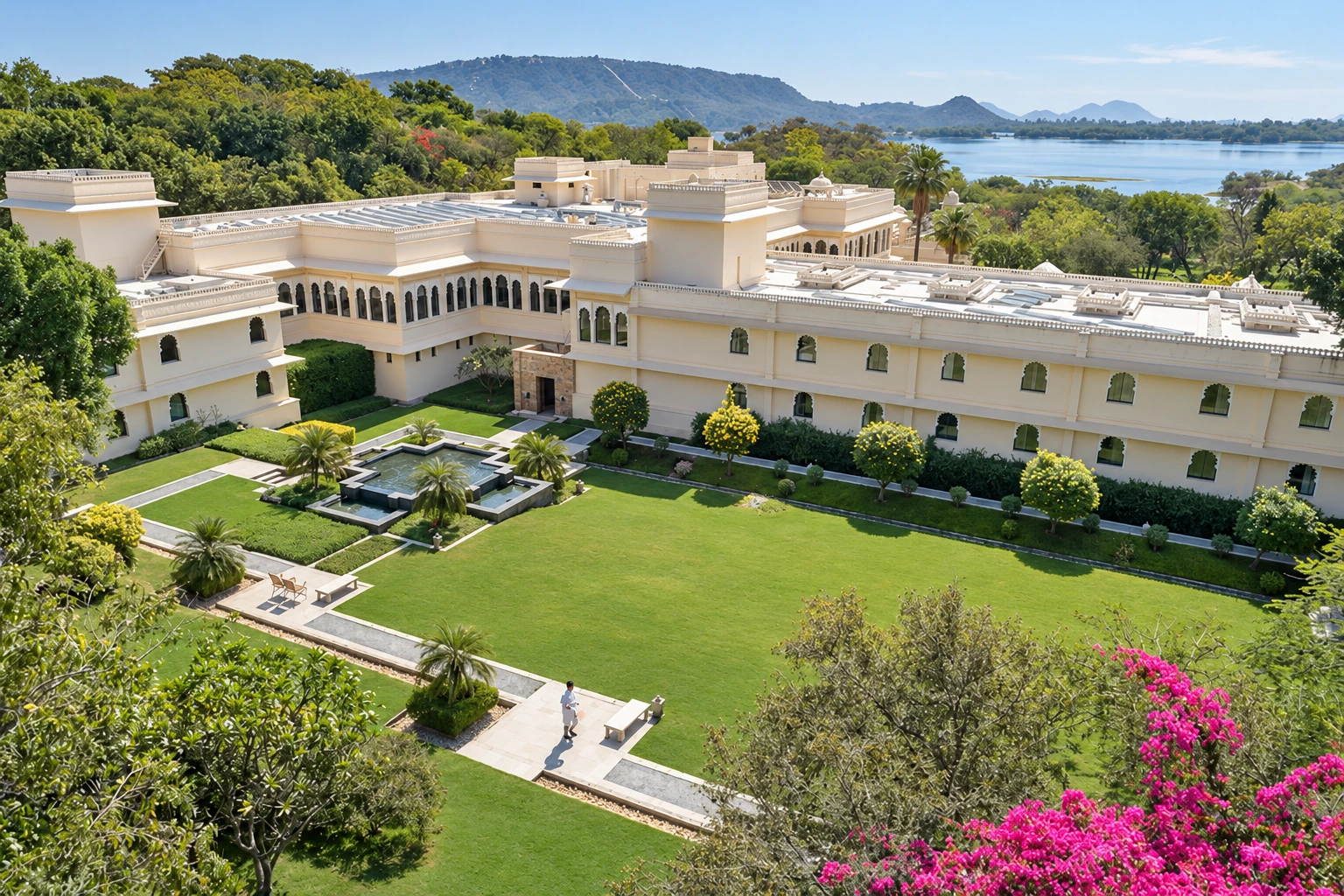 Trident, Udaipur — palace and setting in daylight